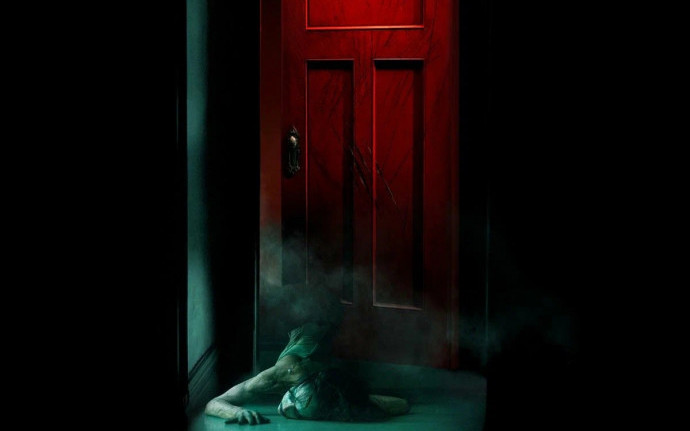 Призраки за красной дверью