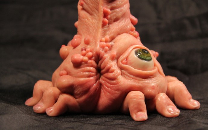 «Fleshlettes»: искусственная человечинка от Джонатана Пэйна